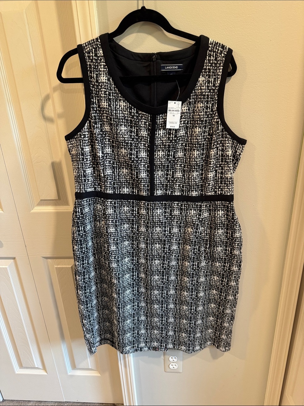 NWT Lands' End Black and White Tweed Sheath Dress with Contrast Trim